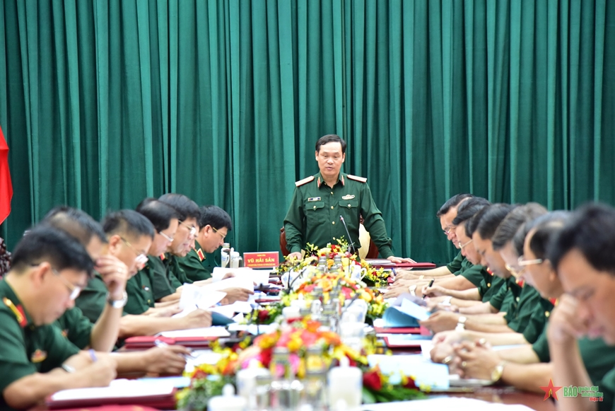 Thượng tướng Vũ Hải Sản kiểm tra tại Quân khu 9